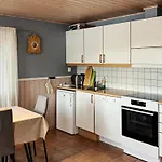 Hébergement de vacances Seaside Retreat With Boats & Fishing