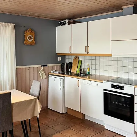 Feriehus Seaside Retreat With Boats & Fishing